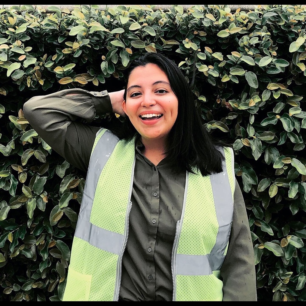 Meet your Posher, Elise